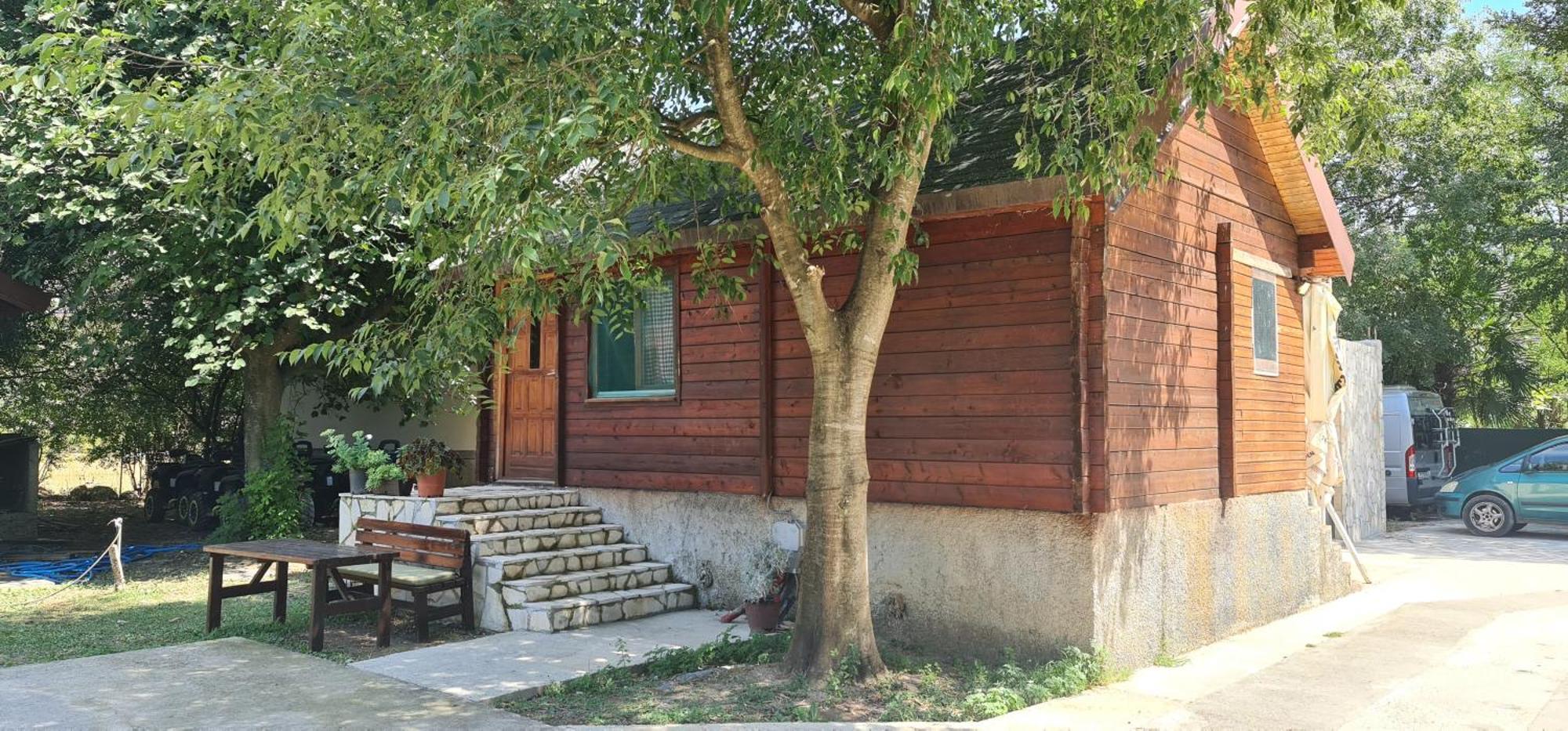 Ethno Village Skadar lake Ponari Rum bild